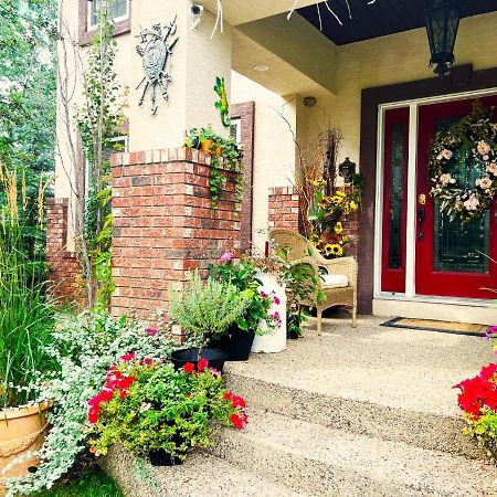 Wolf Creek Bed And Breakfast Ponoka Bagian luar foto