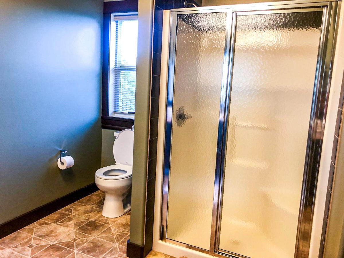 Wolf Creek Bed And Breakfast Ponoka Bagian luar foto