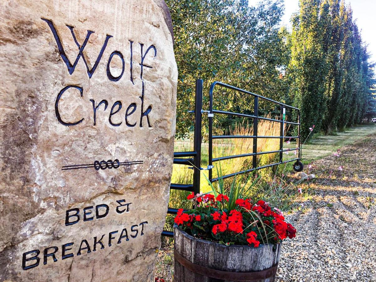 Wolf Creek Bed And Breakfast Ponoka Bagian luar foto